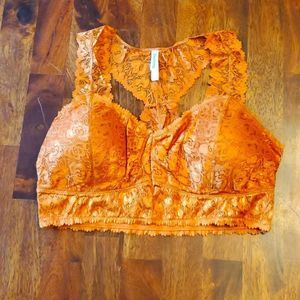 New Zenana Outfitters lace bralette